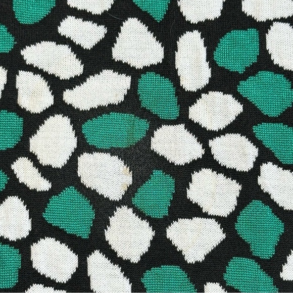 St. John Pebble High Neck Sleevelss Tank Top Green Black Size Large - Picture 12 of 12